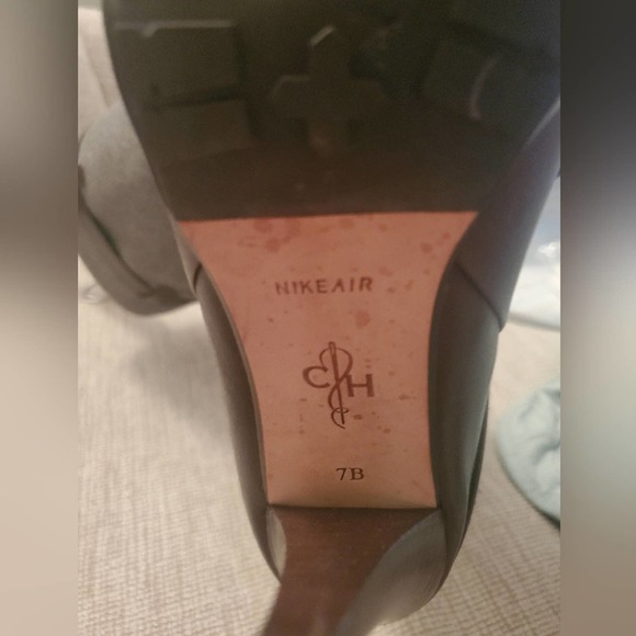 Cole Haan Nike Air Boots - Picture 5 of 5